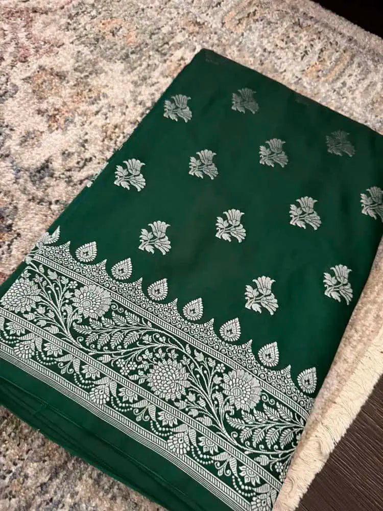 Green Silk Saree - Mushroo Silk Banarasi Festive Traditional Wedding Forest Green S11071 - Saree - Aakritee - S11071