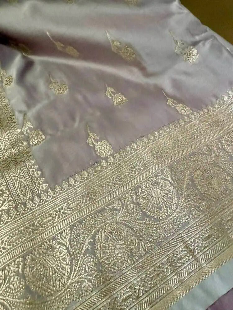 Lavender Silk Saree - Semi Mushroo Silk Banarasi Festive Traditional Lavender S11059 - Saree - Aakritee - S11059