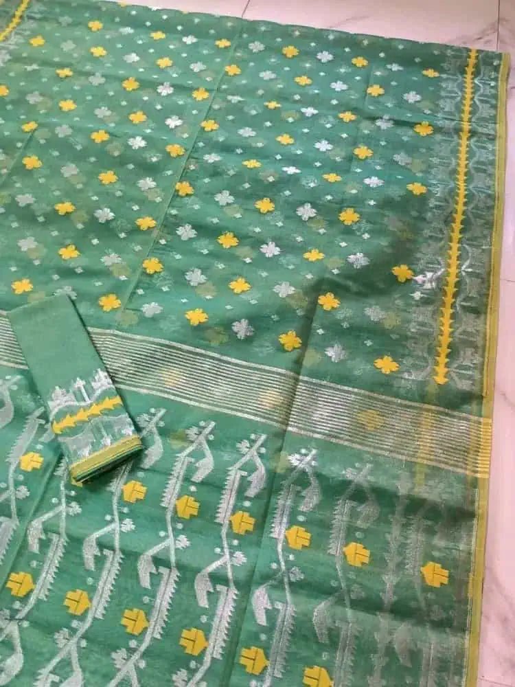 Light Green Soft Bengal Jamdani Saree for Festive Elegance - Saree - Aakritee - S10708