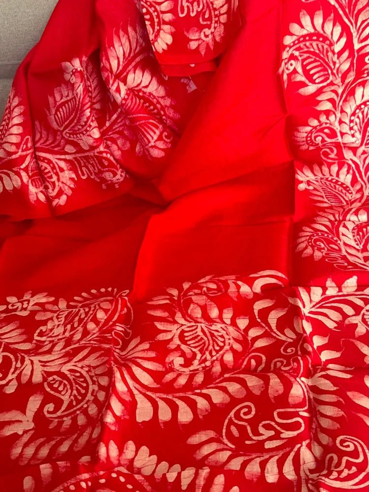 Red Bishnupuri Silk Hand Batik Saree - Saree Bishnupuri Silk Hand Batik Red Festive Pujo Edit Diwali Festive Traditional S11248 - Saree - Aakritee - S11248