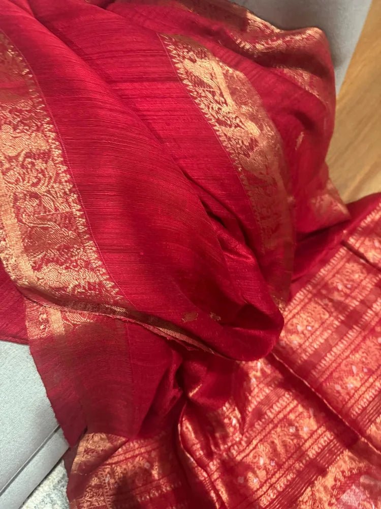 Red Pure Matka Baluchari Saree - Saree Pure Matka Baluchari Festive Diwali Red Traditional S11280 - Saree - Aakritee - S11280