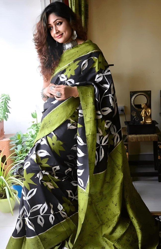 saree - 1 - silk - murshidabad - hand - batik - green - s10043 - Saree - Aakritee - S10044