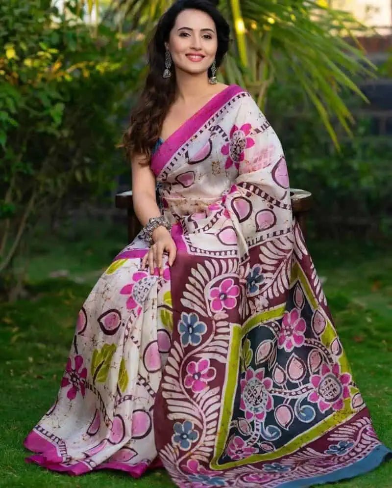 Saree Pure Handloom 3 Ply Murshidabad Silk Hand Wax Batik Ethnic Casual Floral Motif Beige S10902 - Saree - Aakritee - S10902