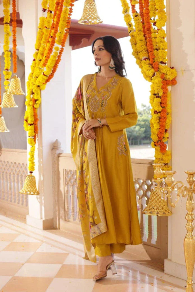 Yellow Georgette Embroidered Salwar/Kurtis Suit for Festive Wear - Salwar/Kurtis suit - Aakritee - SS00013